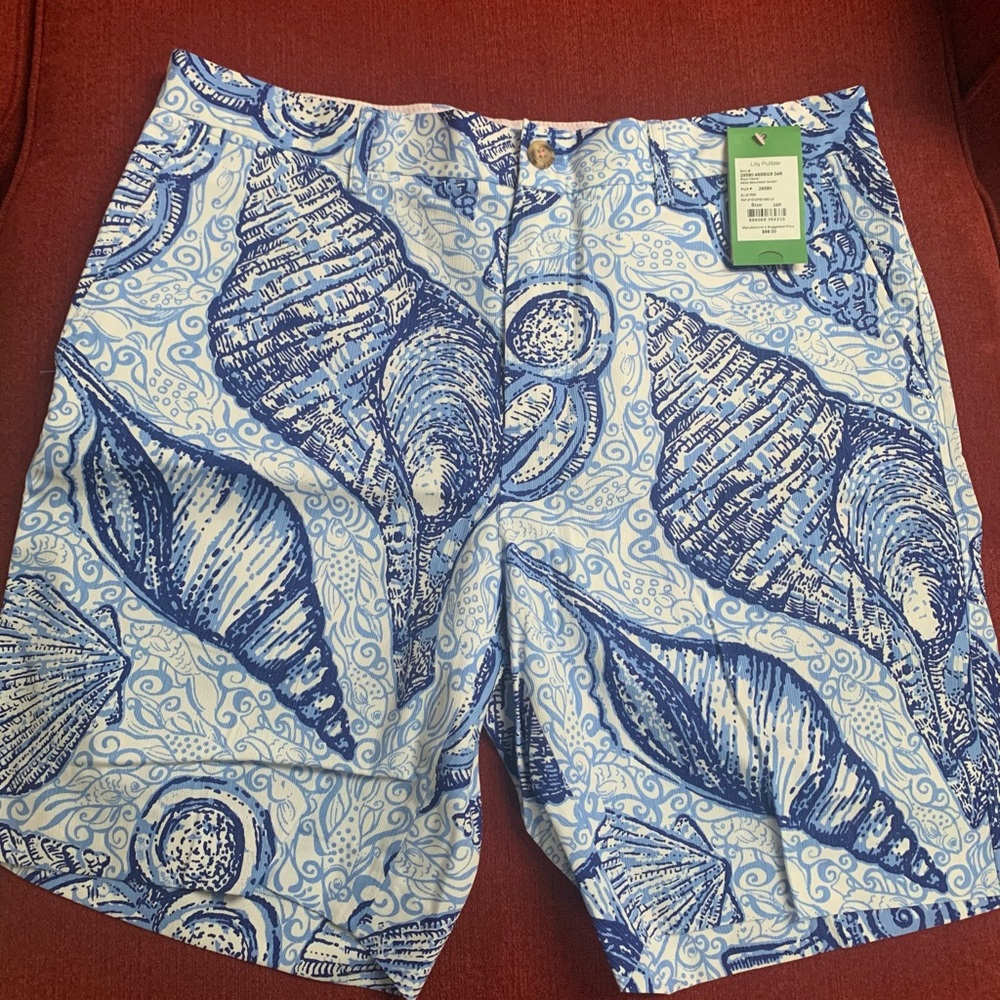 Lilly Pulitzer MENS Stuffed Shells Shorts NWT 34